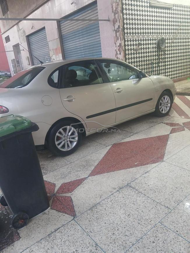   إنخفضت في الثمان  سيارة ممتازة 