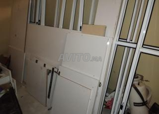 PVC neuf en bonne état et comptoir bonne occasion