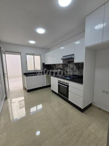 Appartement à vendre 158 m² à Bouznika (mandarona)