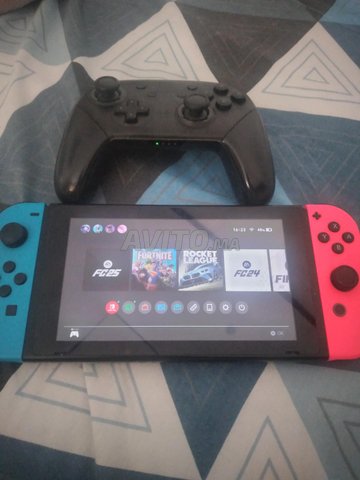 Nintendo switch avec accessoires 