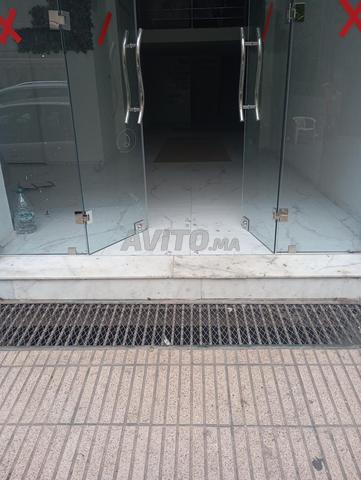 magasin aménagé à des hôpitaux 114m2