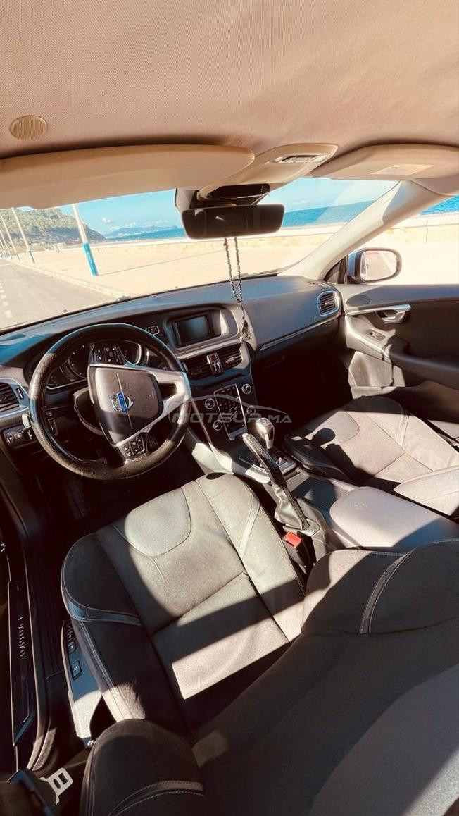Volvo V40 Diesel Manuelle 2016 à Tétouan