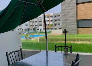 Appart pour famille 2 min de la mer avec piscine