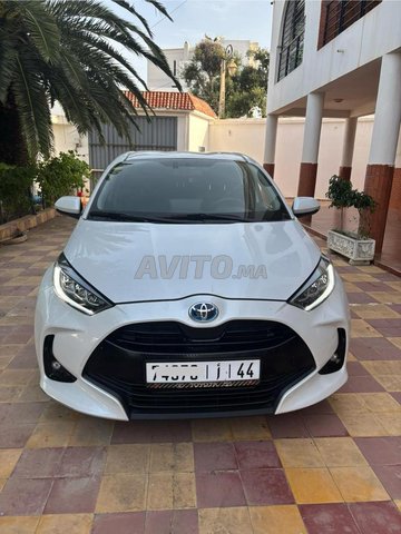 Toyota yaris hybrid