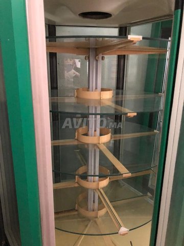  vitrine tournante a vendre