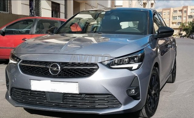 Opel corsa Gs line 1er main kilometrage réel 