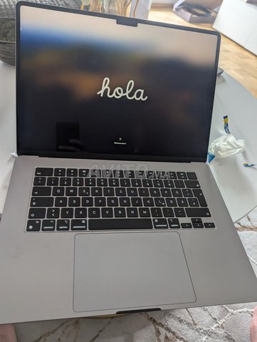 vendre MacBook Air M2 15 3 pouces modele 2023