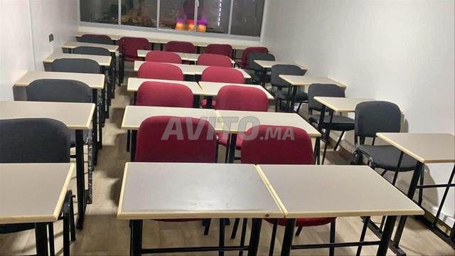 Table scolaire deux places .