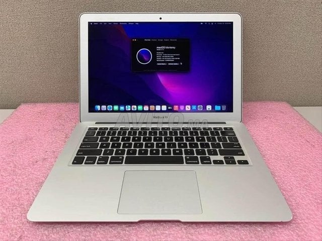 Macbook air i5 2017 128SSD 13 pouce cycle 540