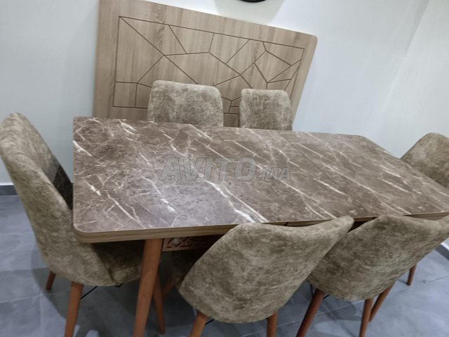 Table à manger extensible avec 6 chaises