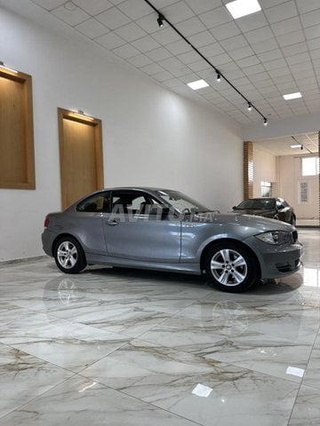 BMW Série 1 Essence Manuelle 2010 à Rabat