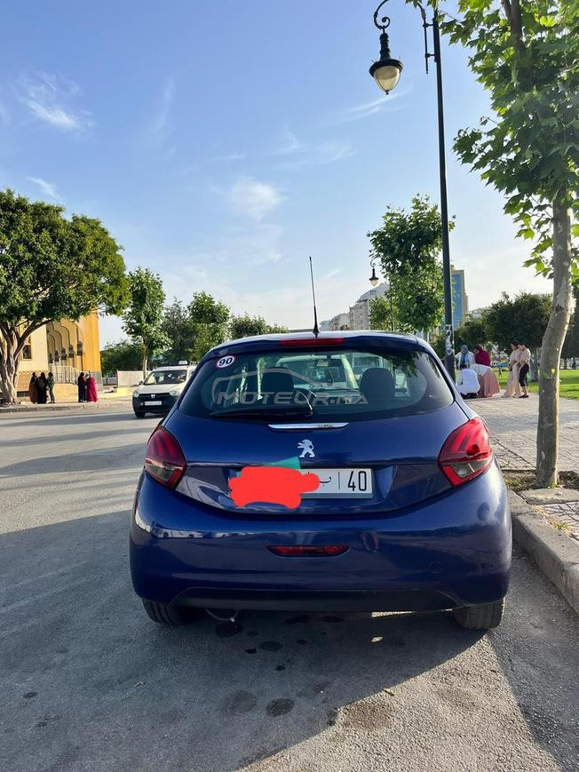 Peugeot 208 essence 