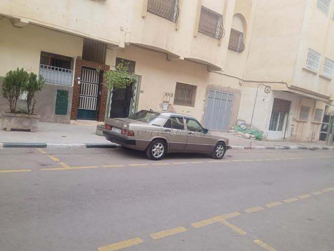 Mercedes Benz 2.5 