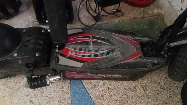 Vender un vélo électrique qui vien de la France  - 2