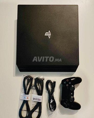 Ps4 pro 1tb avec les jeux