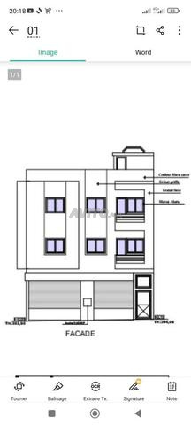 Terrain R plus 2 deux façades 4 magasins 