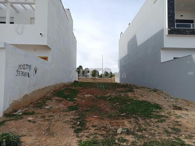 Terrain villa titré à vendre de 192 m2 au sol