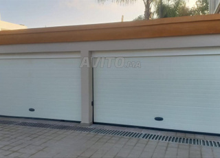 Porte de garage automatique adaptée aux villas ✨ Fonctionnalité