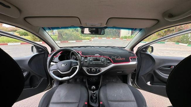 Kia Picanto Essence Manuelle 2016 à Marrakech