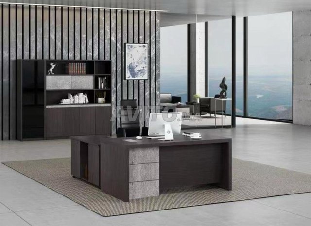 bureau avec design européen, qualité garantie 
