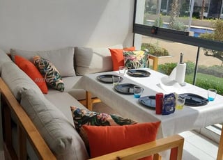 Appartement neuf meublé Cause depart