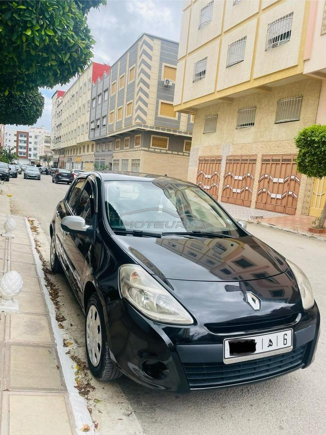 Renault Clio Essence Manuelle 2013 à Tanger