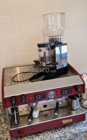 Machine à café  Wega 2 groupes  Pressa 