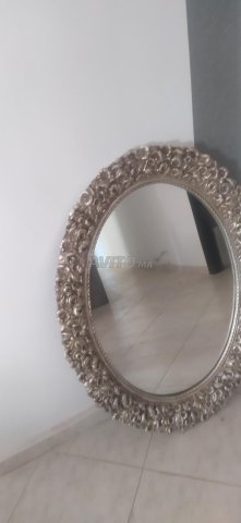 MIROIR EN BOIS SCULPTE 