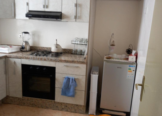 Apparemment à louer pour famille 4 personnes 