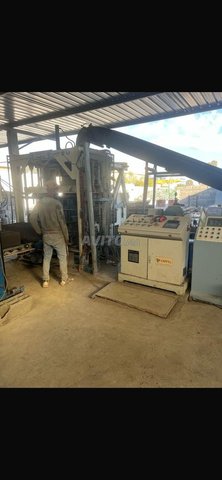 PRESSE COMPLETE POUR FABRICATION AGGLOS ET HOURDIS