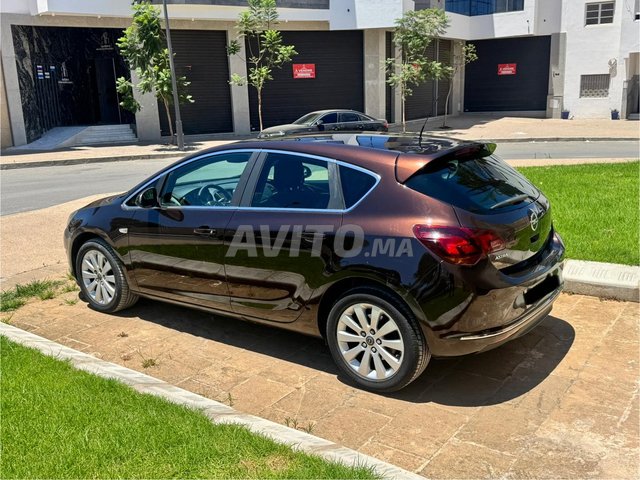 Opel Astra Diesel Manuelle 2014 à Rabat