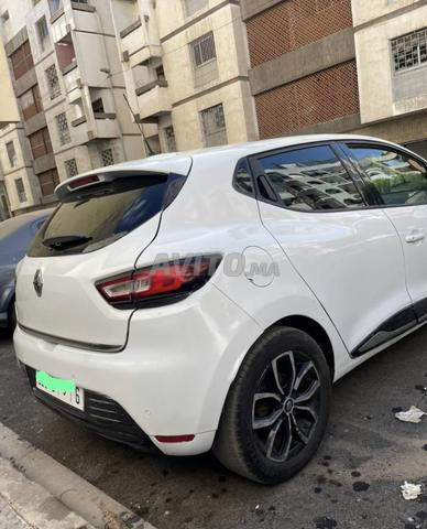 Renault Clio Diesel Automatique 2019 à Casablanca - 2