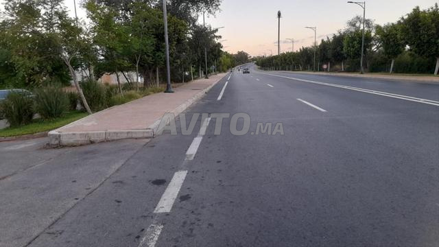 Villa à vendre 1000 m² Hay Riad, Route de Zaër