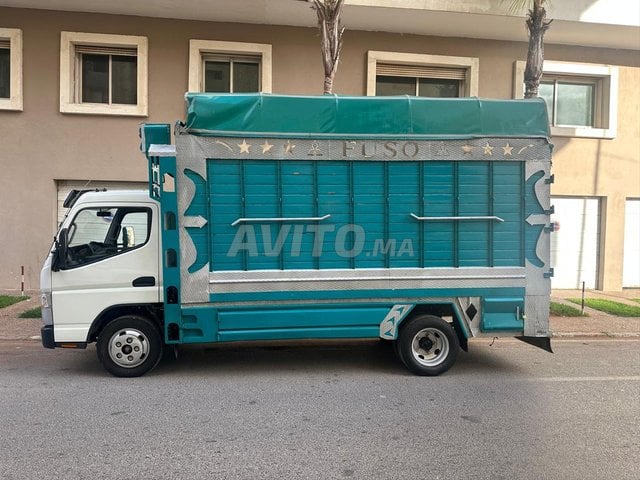 Camion mitsubishi fuso 3500kg 2024 km 37000kg