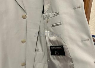 costume de mariage écru 