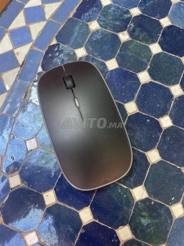 Clavier sans fil plus souris sans fil et clé usb 