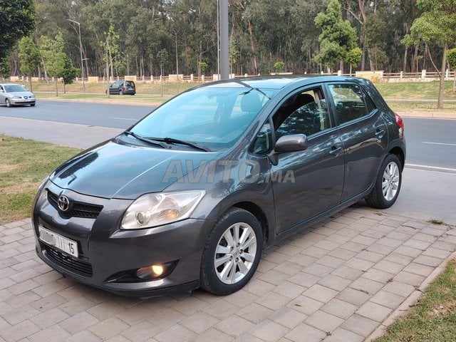 Toyota Auris essence 