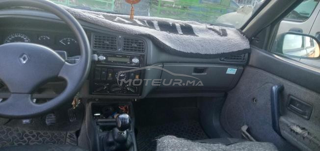 Renault 19