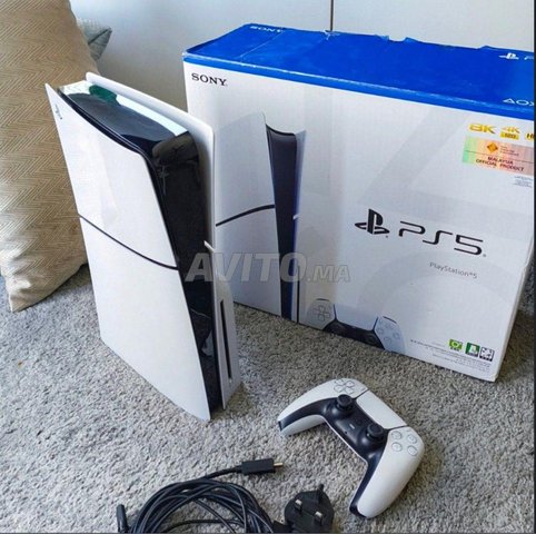 Ps5 Slim version cd série 2025 avec 20jeux 