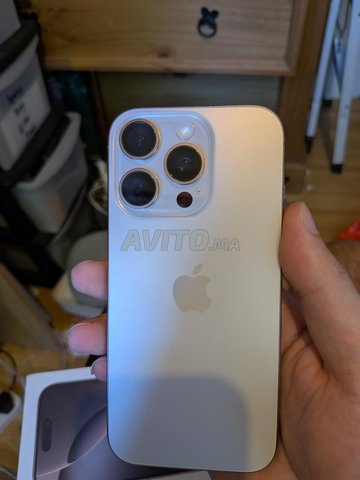 iPhone 16 pro 256gb desert 