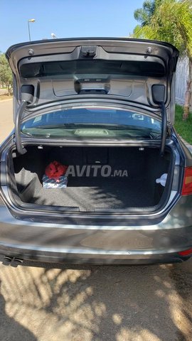 Volkswagen Jetta Diesel Manuelle 2013 à Salé