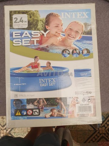 piscine neuf  hors sol 2.44/61 avec couverture