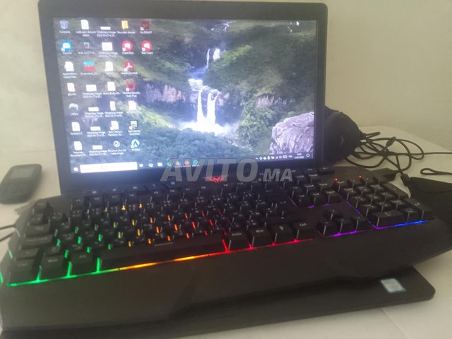 PC i5 / 8GB RAM / SSD 256GB & Clavier & souris