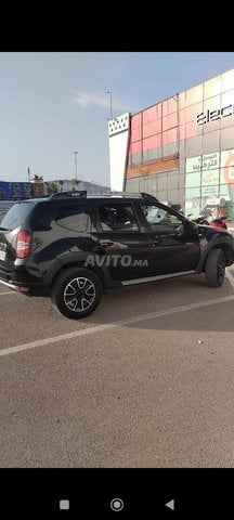 Dacia Duster Diesel Manuelle 2017 à Fès