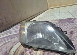 optique de voiture dacia logan