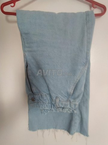 3 pantalons taille 42 