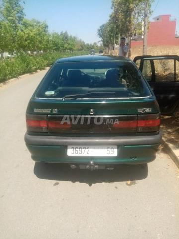 je met a vendre ma voiture r19 - 2
