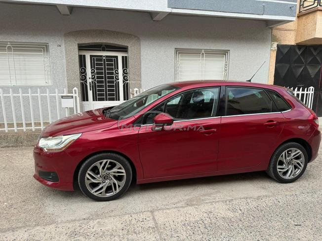 Voiture C4 a vendre tres bonne etat