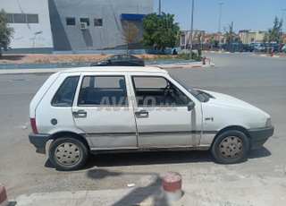 fiat uno essence 