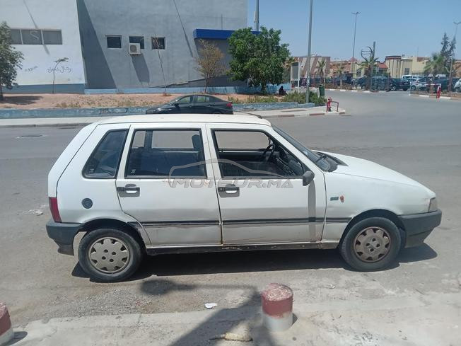 fiat uno essence 